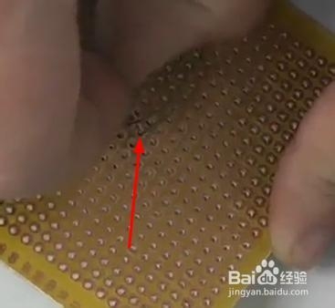 如何使用电烙铁进行锡焊